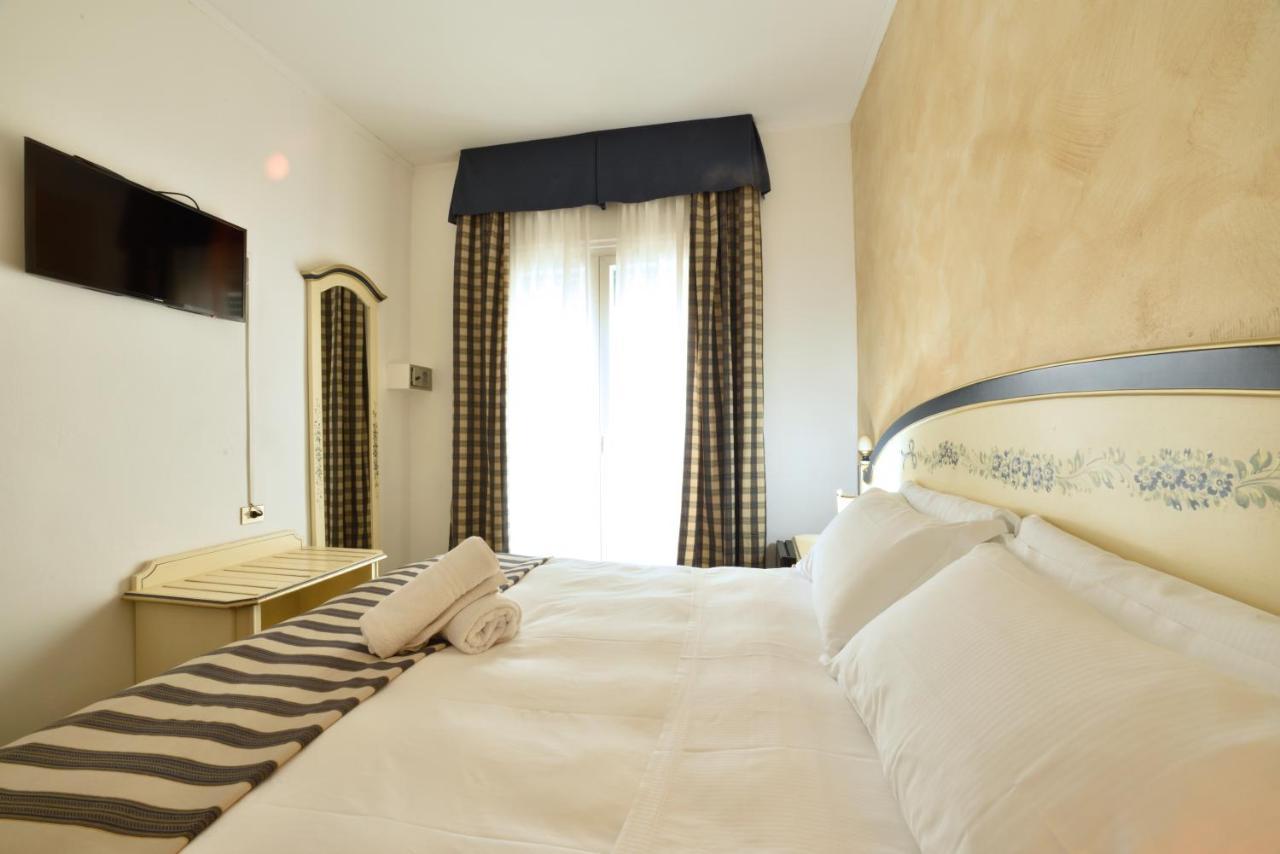 Hotel Morchio Mhotelsgroup دْيانو مارينا المظهر الخارجي الصورة