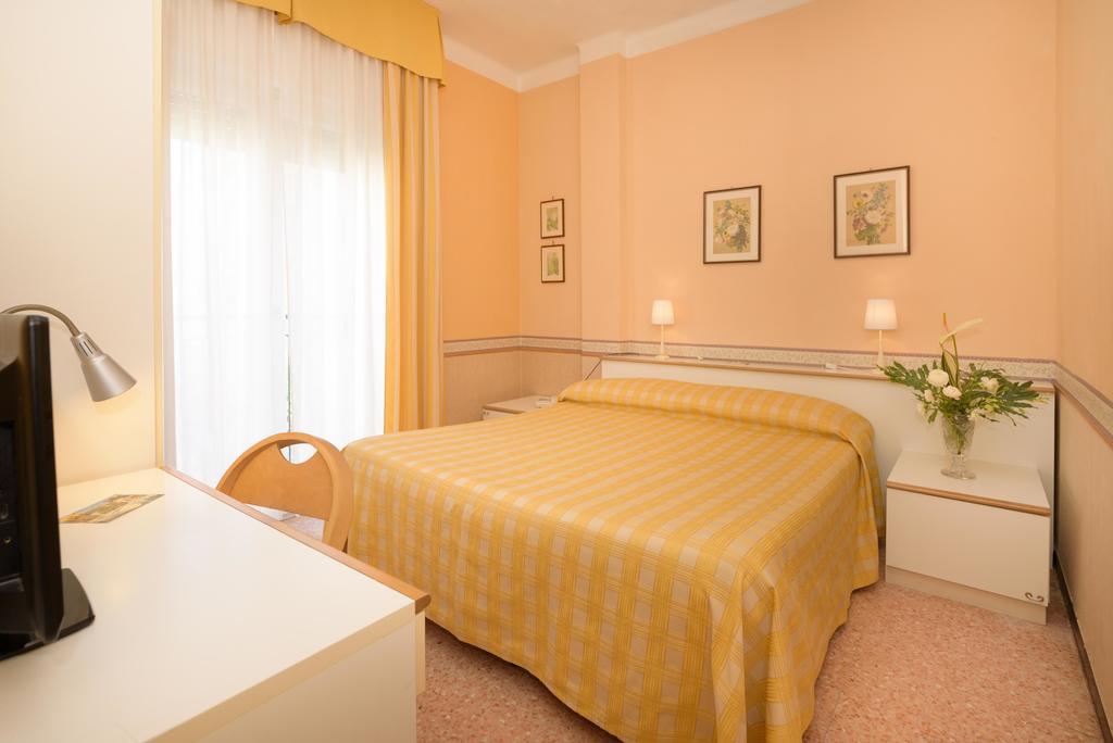 Hotel Morchio Mhotelsgroup دْيانو مارينا المظهر الخارجي الصورة