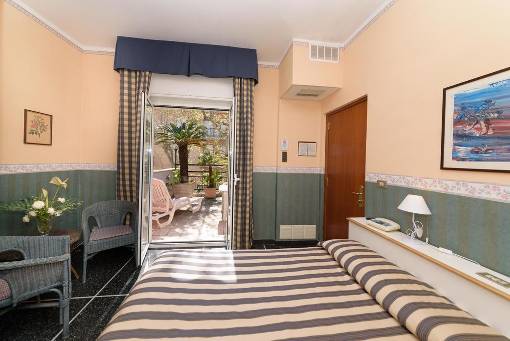 Hotel Morchio Mhotelsgroup دْيانو مارينا المظهر الخارجي الصورة