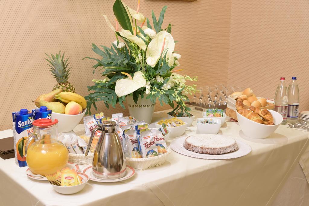 Hotel Morchio Mhotelsgroup دْيانو مارينا المظهر الخارجي الصورة