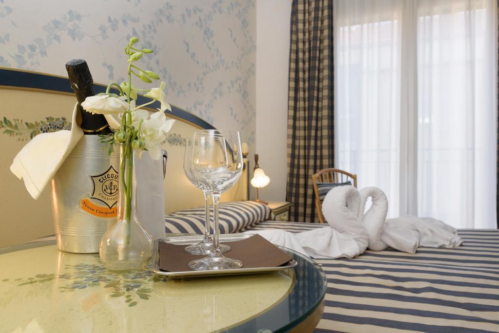 Hotel Morchio Mhotelsgroup دْيانو مارينا المظهر الخارجي الصورة