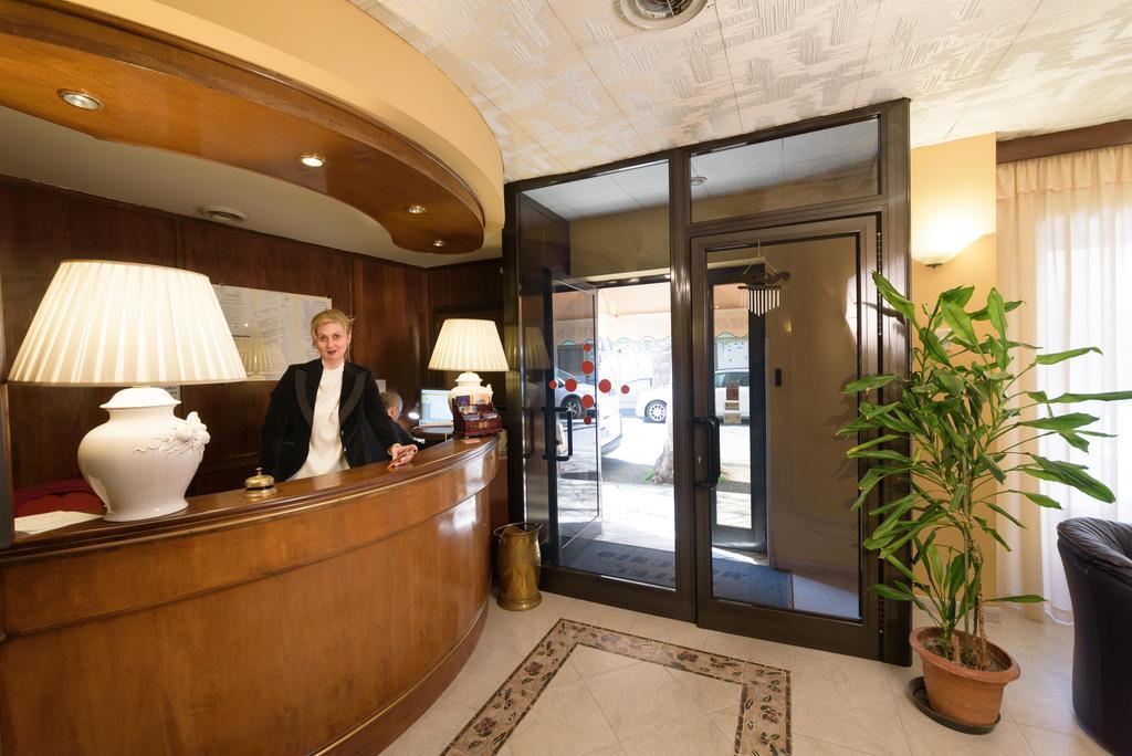 Hotel Morchio Mhotelsgroup دْيانو مارينا المظهر الخارجي الصورة