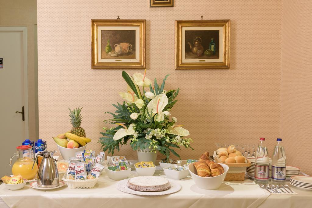 Hotel Morchio Mhotelsgroup دْيانو مارينا المظهر الخارجي الصورة