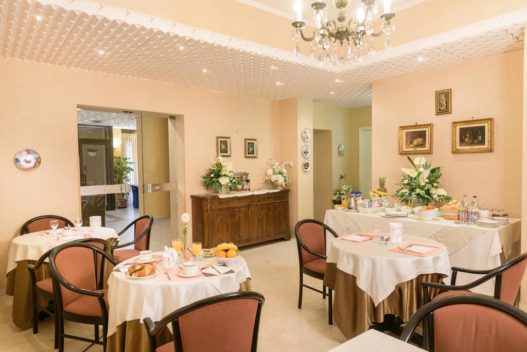 Hotel Morchio Mhotelsgroup دْيانو مارينا المظهر الخارجي الصورة